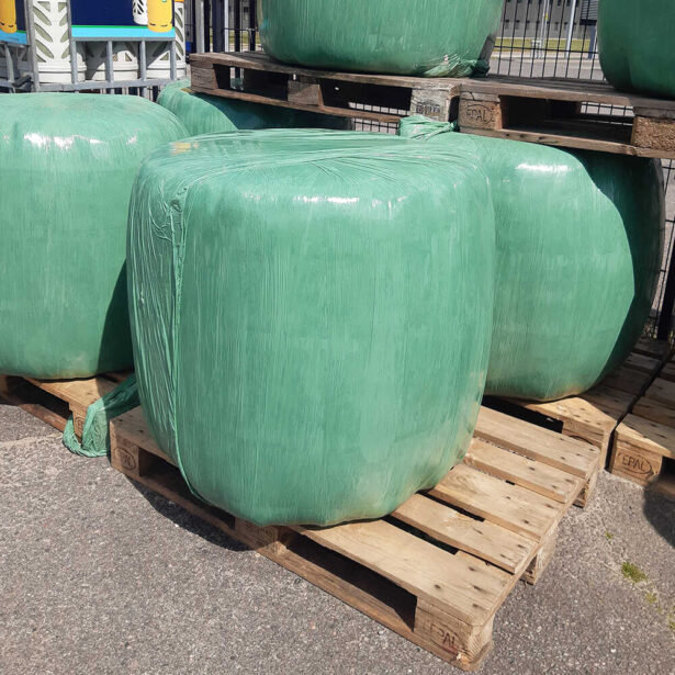 Struktur wrap ca 125 kg. Solmarkens maskinstation